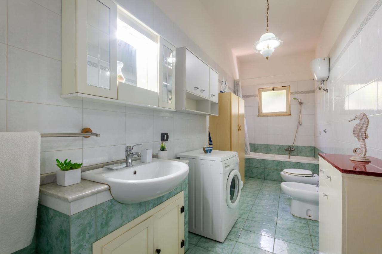 Air-Conditioned Villa 300 Meters From Porto Cesareo Beach With Parking Eksteriør bilde